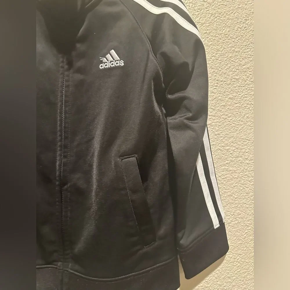 Adidas Unisex Classic Black with White Stripe Tracked Boy Jacket Size 4T